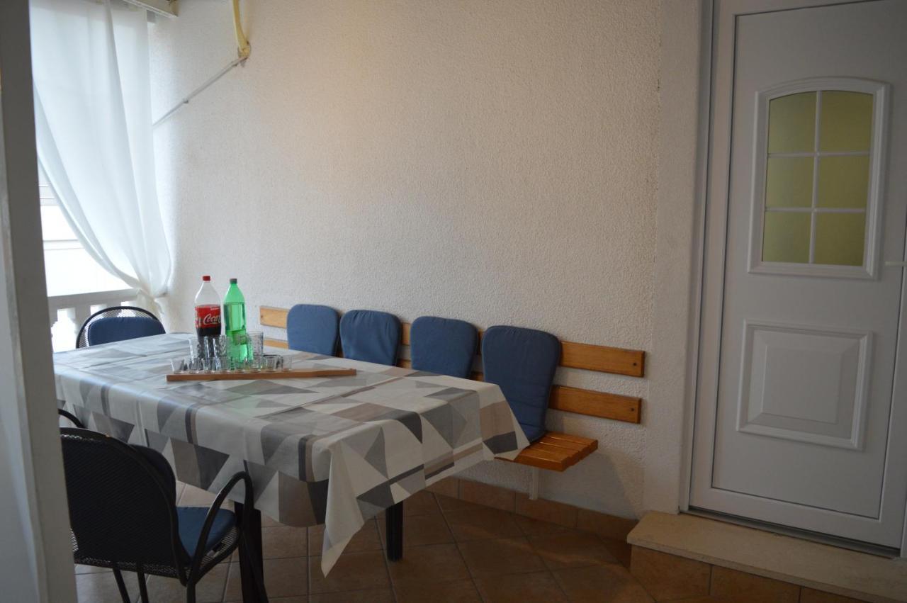 Sidro Apartment