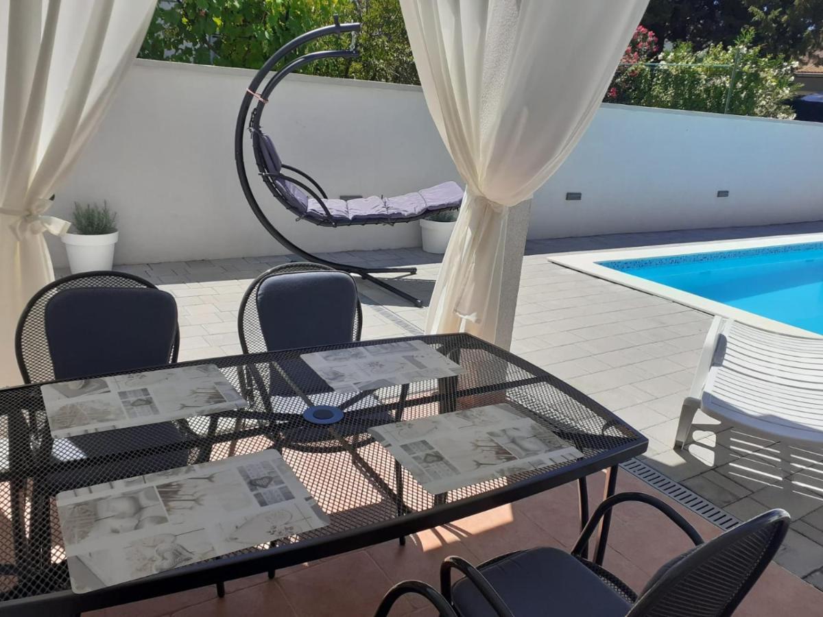 Apartment Sidro *