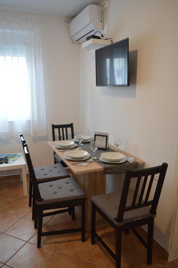 Apartment Sidro *